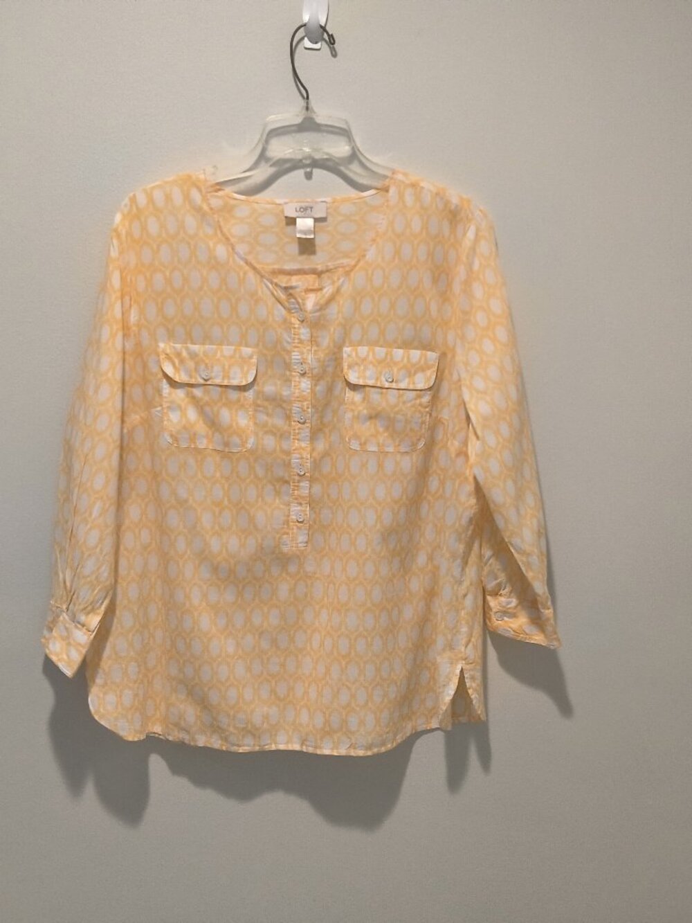 LOFT  yellow and white geometric pattern blouse size L 100% Cotton